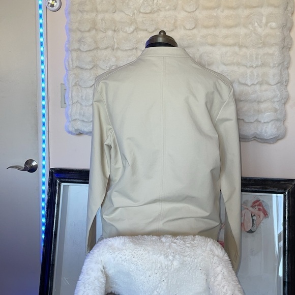 Claiborne mens wear crest polyester windbreaker for casual or formal wear - Picture 4 of 10